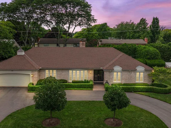 951 Ballantyne Rd, Grosse Pointe Shores, MI 48236