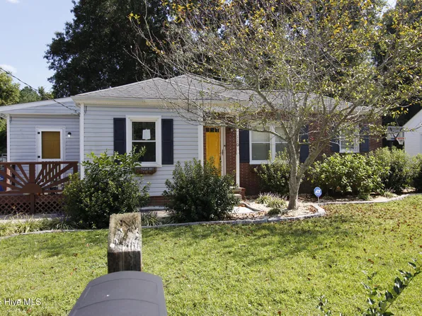 110 Stratford Road, Jacksonville, NC 28540