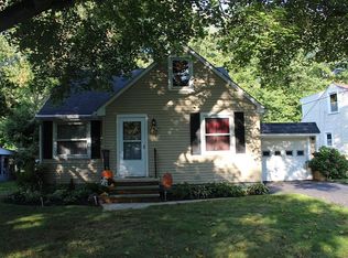 428 Valley View Dr, Painesville, OH 44077