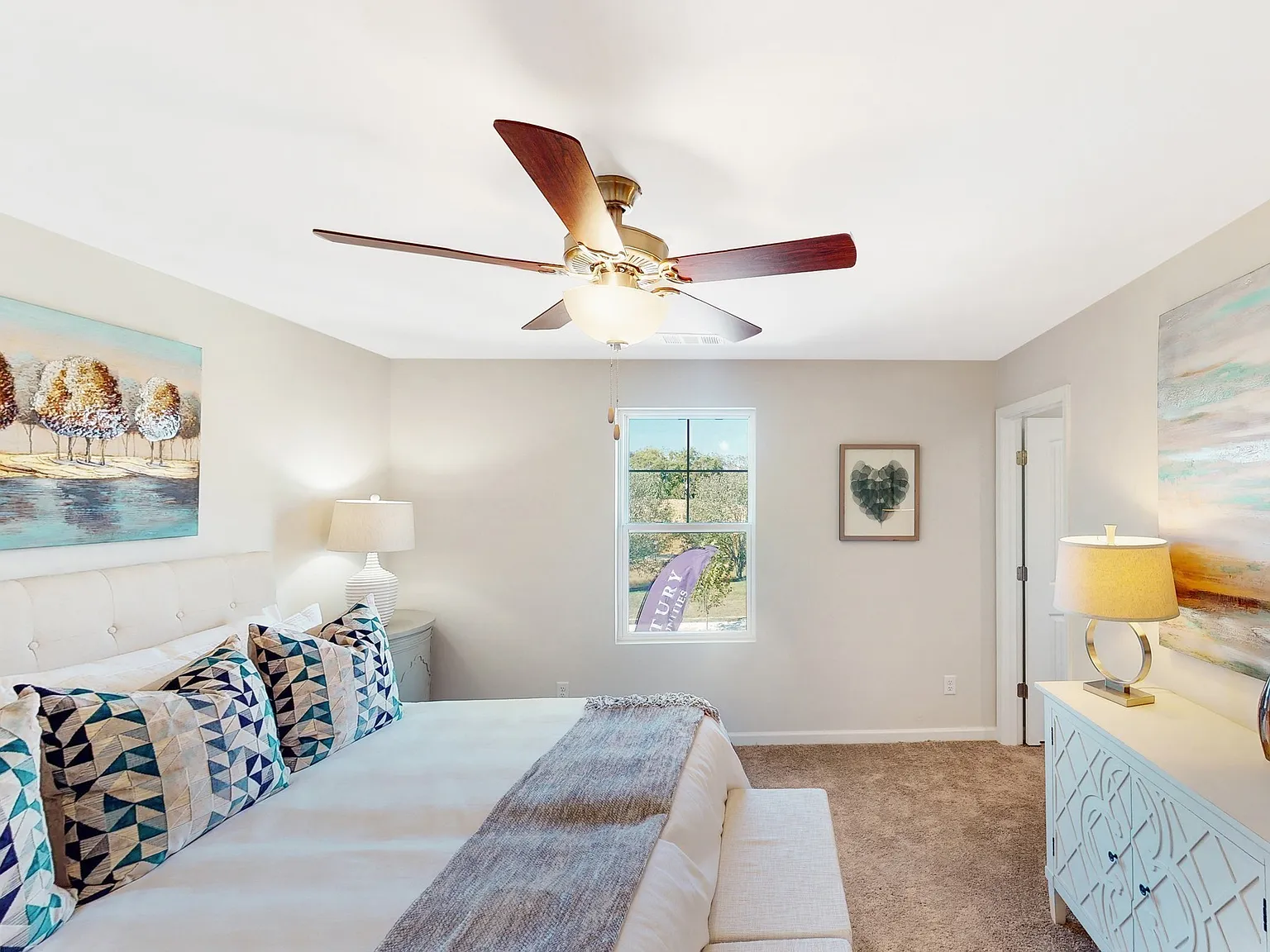 3 bed, 2.5 bath, 1574 sqft, $2,400 — Photo 3