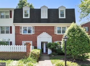 2826 S Wakefield St #A, Arlington, VA 22206
