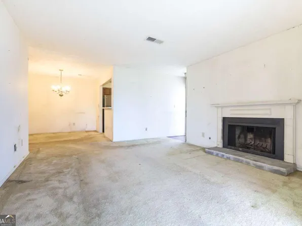 302 Countryside Pl SE, Smyrna, GA 30080