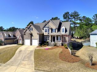 593 Golf Crest Dr, Acworth, GA 30101