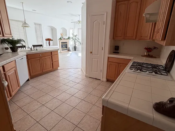 10317 Reflection Ln, Stockton, CA 95219
