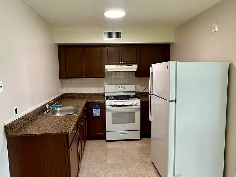 117 Elm Ave — Photo 15