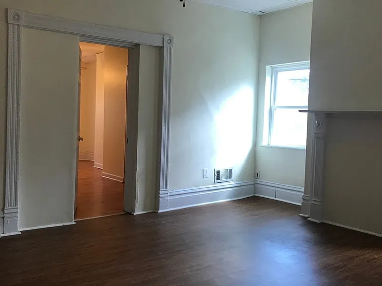 1408 Fernleaf — Photo 4