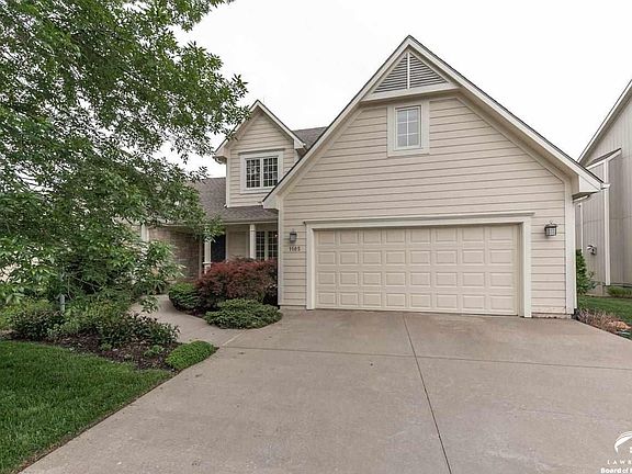 1105  Stoneridge Dr Lawrence, KS listing photo #3
