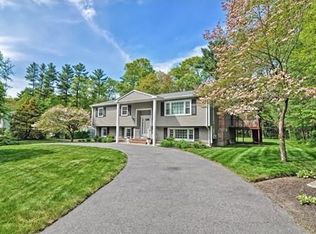 145 Ramblewood Dr, Raynham, MA 02767
