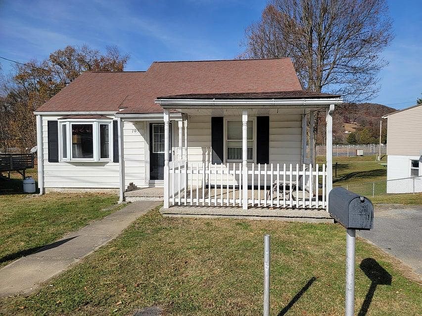 709 Woodland Rd, Rich Creek, VA 24147 MLS 52653 Zillow