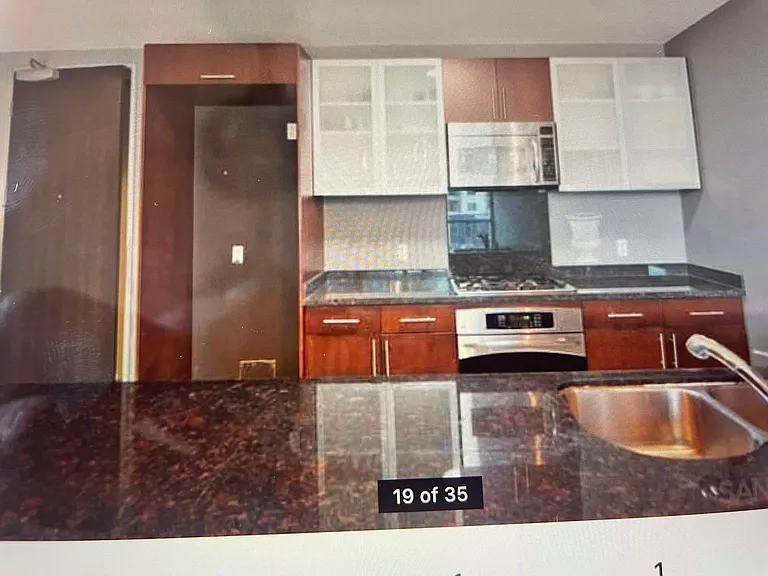 1494 Union St #407 — Photo 1