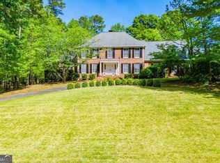 203 S Ole Hickory Trl, Carrollton, GA 30117
