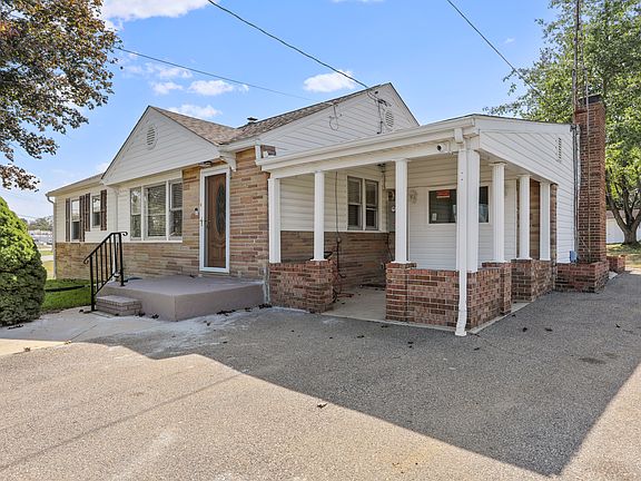 2nd image of 12922 Salem Ave #2