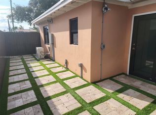 2900 SW 105th Ave, Miami, FL 33165