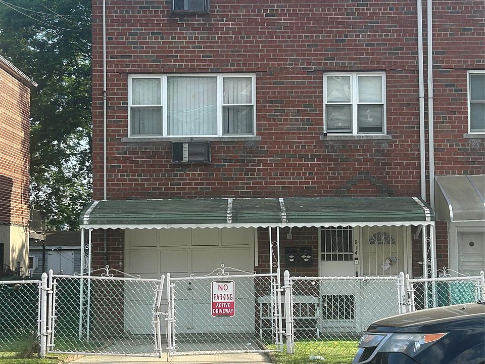 1st image of 914 E 211th Street