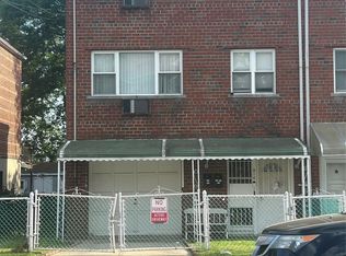 914 E 211th Street, Bronx, NY 10469