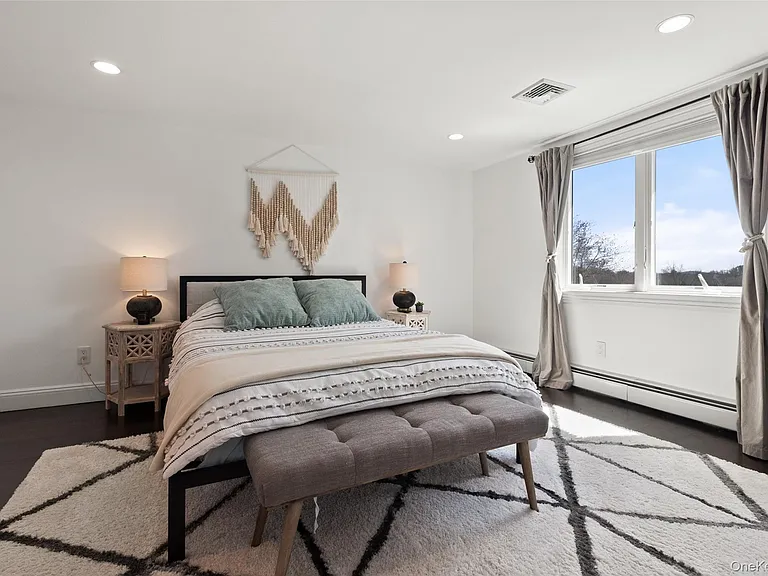 20 Primrose St — Photo 11
