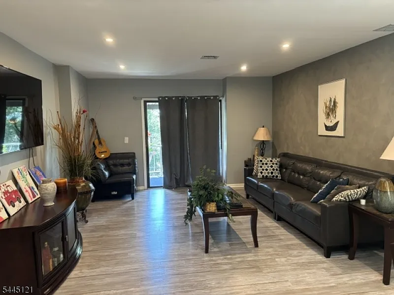 221 Ringwood Ave, Unit B-7, Pompton Lakes, NJ 07442 — Photo 3