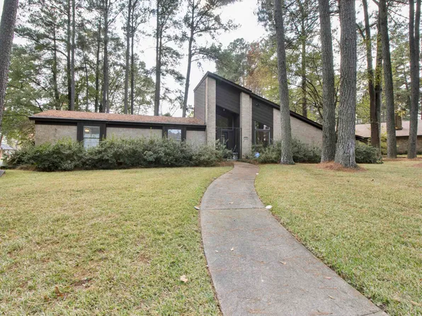 38 Stonegate Dr, Longview, TX 75601