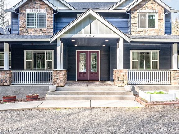 2nd image of 547 Lone Oak Road