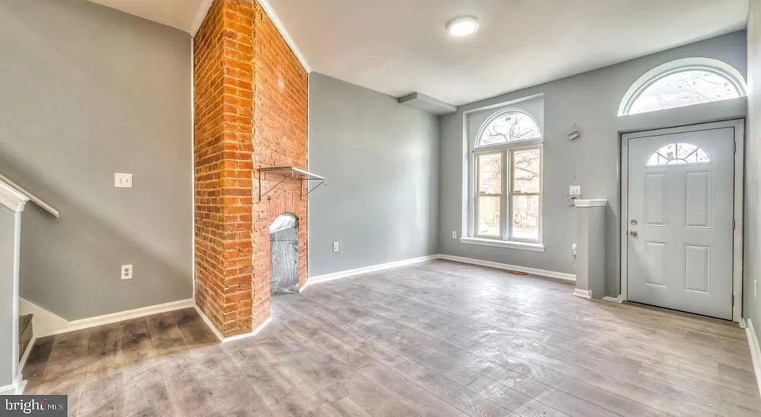4 bed, $1,679 — Photo 2