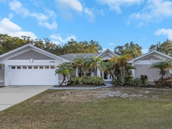 10096 62nd Ave N, Saint Petersburg, FL 33708