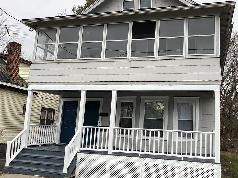 206-208 Hall Ave. Outside Front view.
