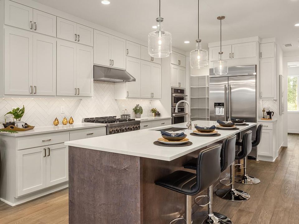 Bannerwood Contemporary kitchen