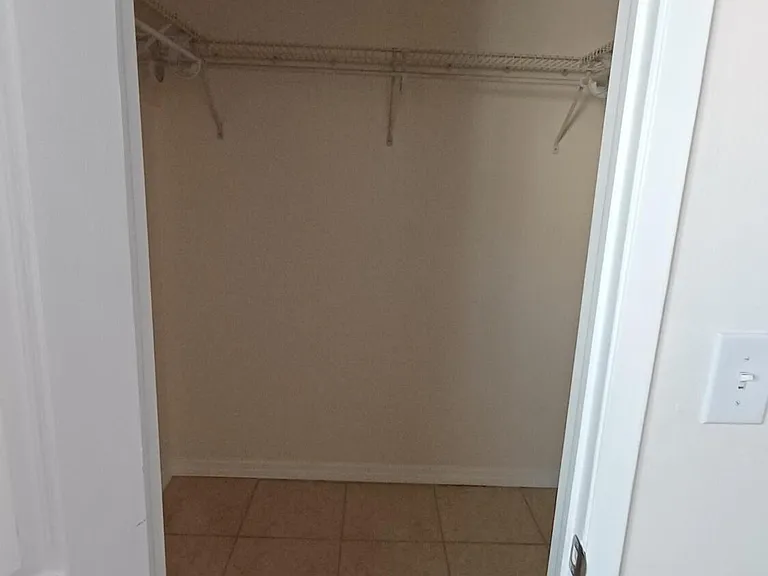 280 Ulster Ln — Photo 17