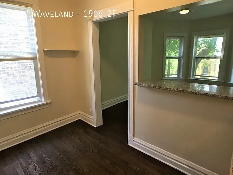 1906 W Waveland Ave #2F — Photo 4