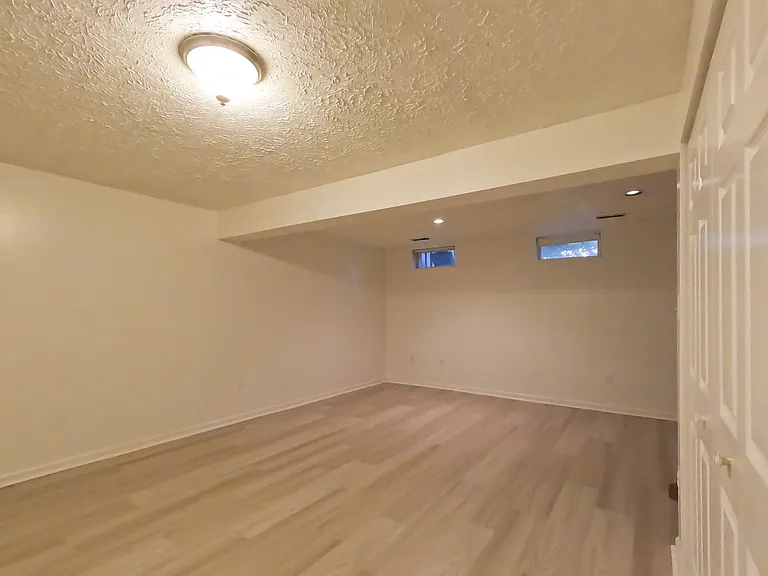 5632 Denton Ct — Photo 12