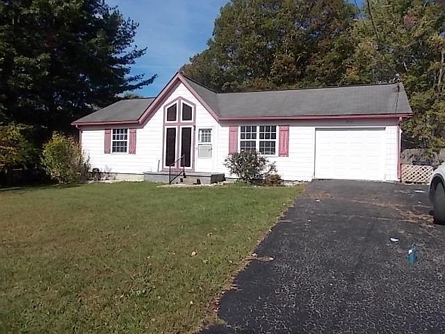 1st image of 260 Orchard Wood Dr