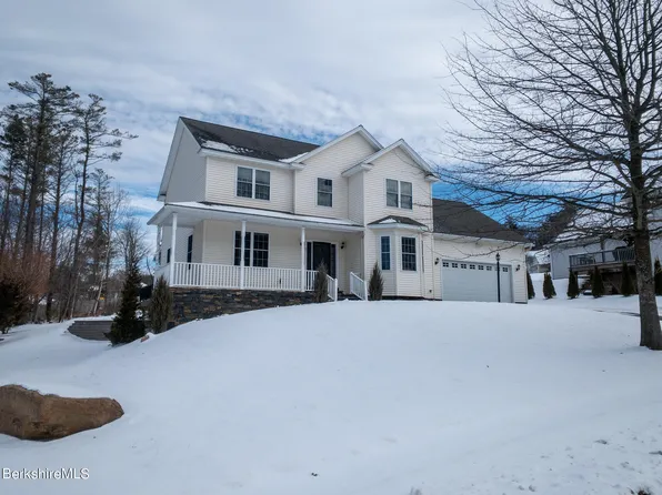 57 Pinecrest Dr, Dalton, MA 01226