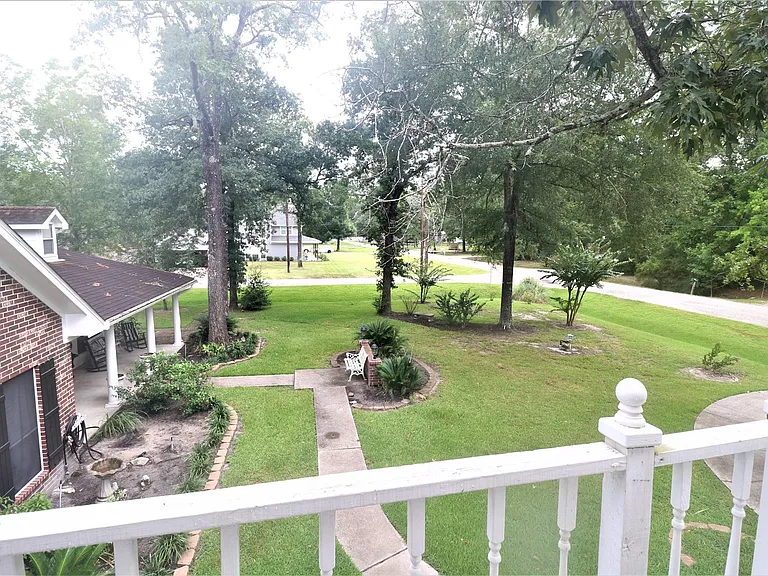 1702 Cougar Creek St — Photo 12