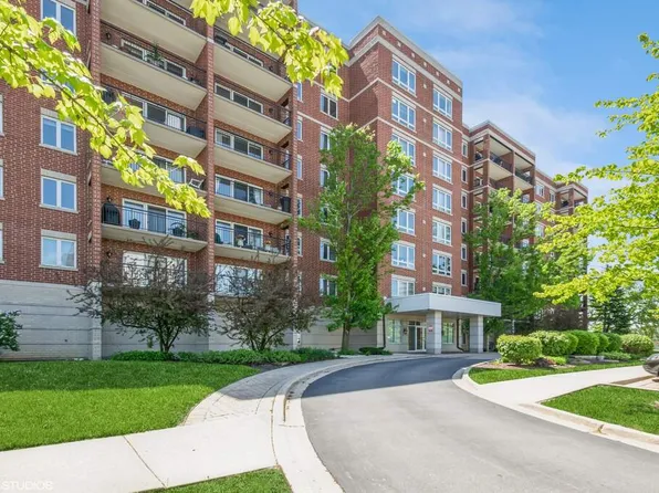 5555 N Cumberland Ave Unit 609, Chicago, IL 60656