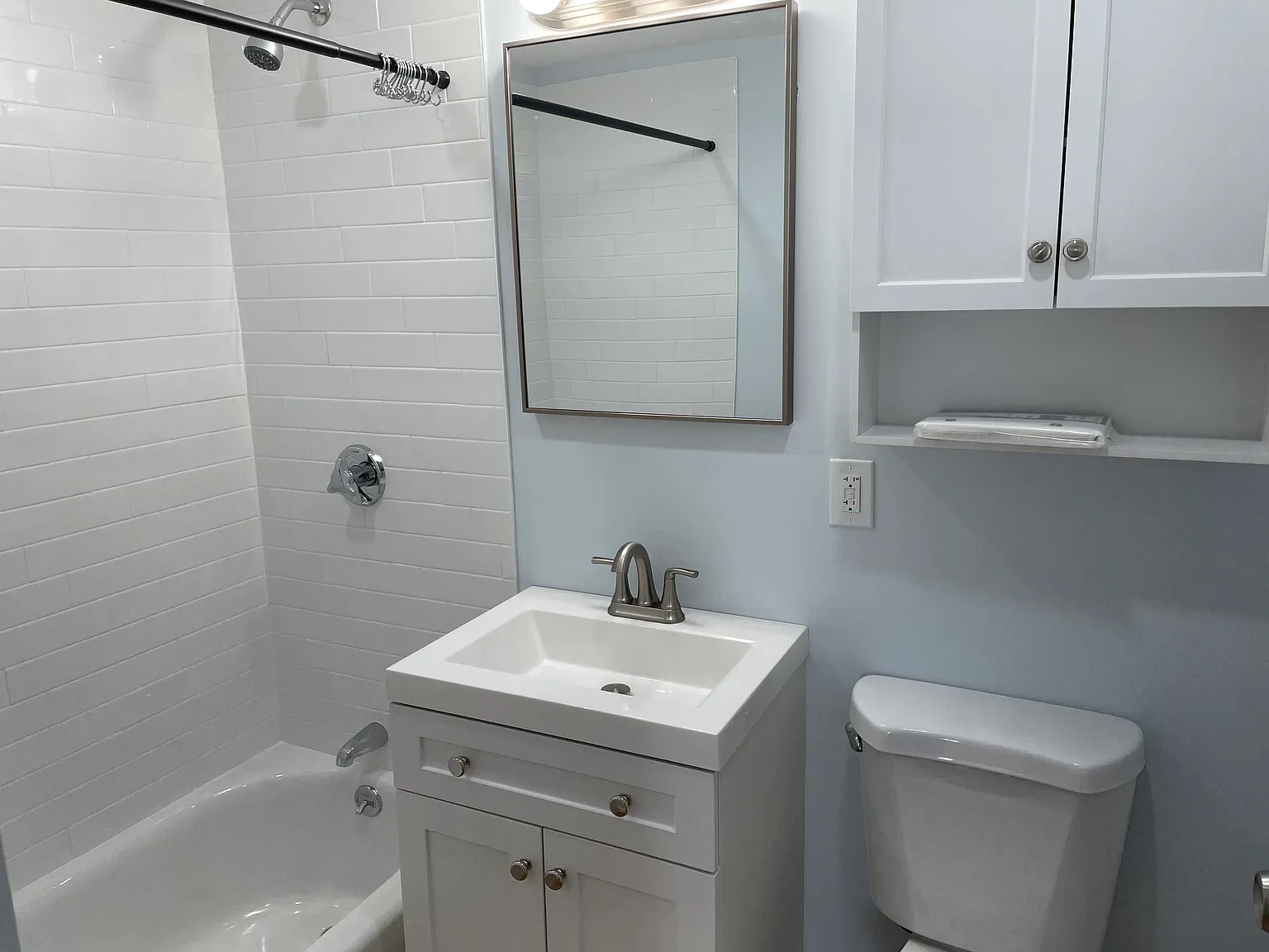 2 bed, 900 sqft, $2,295 — Photo 4