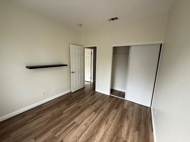 28564 Sorano Cv — Photo 13
