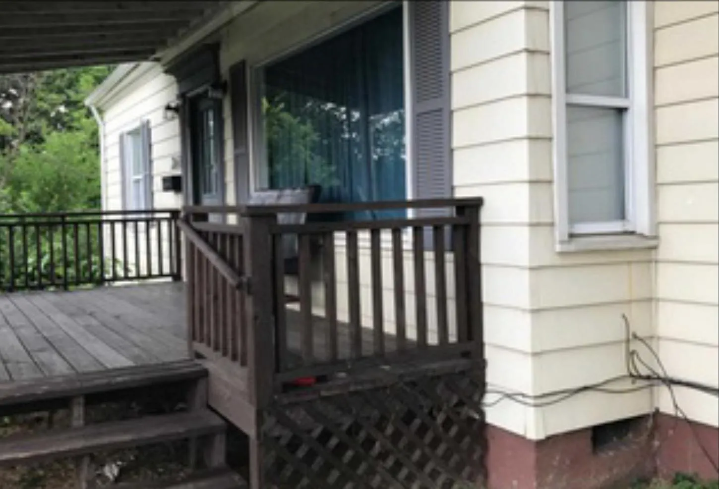 3 bed, 1178 sqft, $1,350 — Photo 2