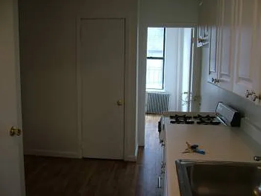 Rented by J Misrahi Realty Corp | media 35