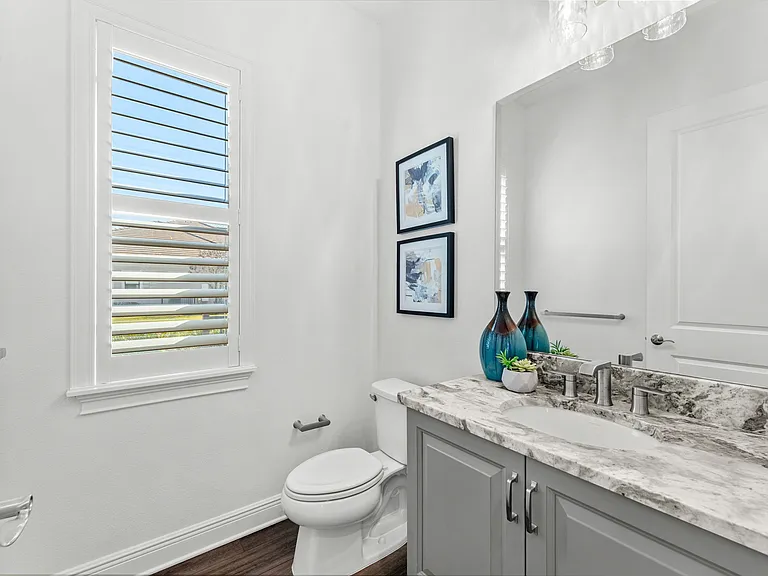 3638 Lake Adelaide Pl — Photo 24