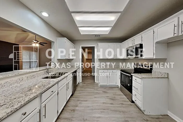 5426 Cold Springs Dr — Photo 6