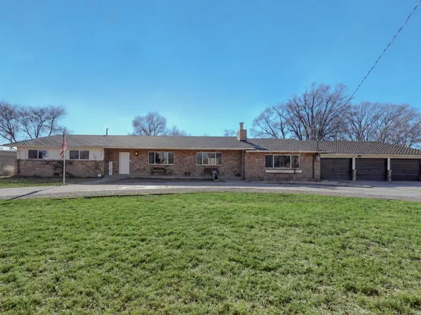 975 N Bosque Loop, Bosque Farms, NM 87068