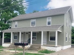 10573 Main St #4, New Middletown, OH 44442