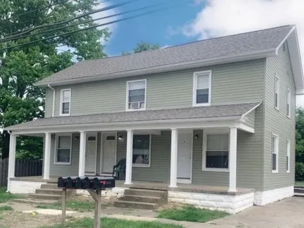 10573 Main St #4, New Middletown, OH 44442