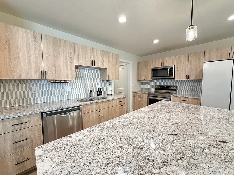 300 Waterwheel Dr — Photo 12