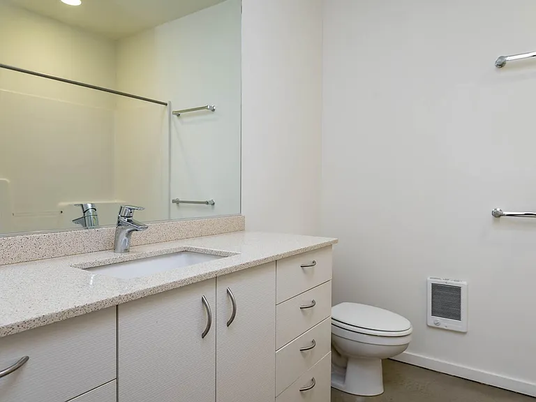 3531 NE 15th Ave — Photo 24