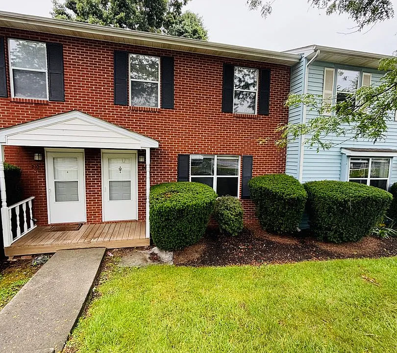 208 Pheasant Run Dr
