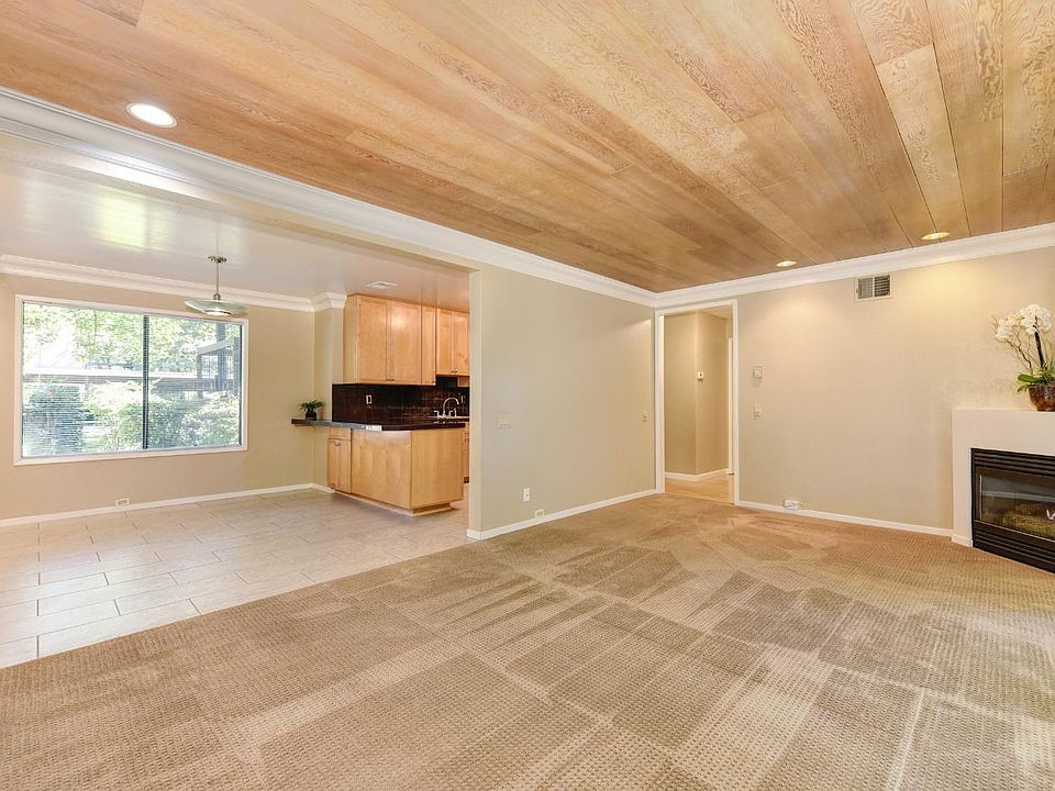 1st image of 600 Woodside Sierra Unit 1