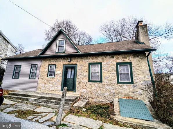 46 S Lancaster St, Annville, PA 17003