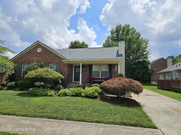 5602 Charleswood Pl, Louisville, KY 40229