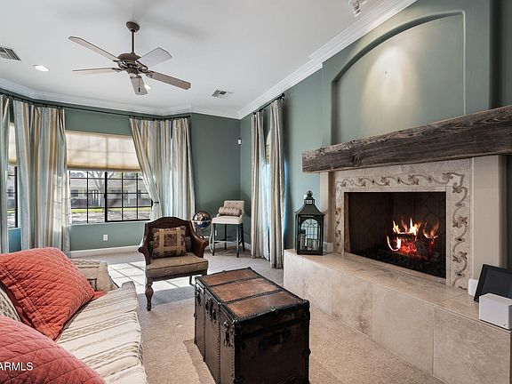 5th image of 146 E CLAREMONT Street
